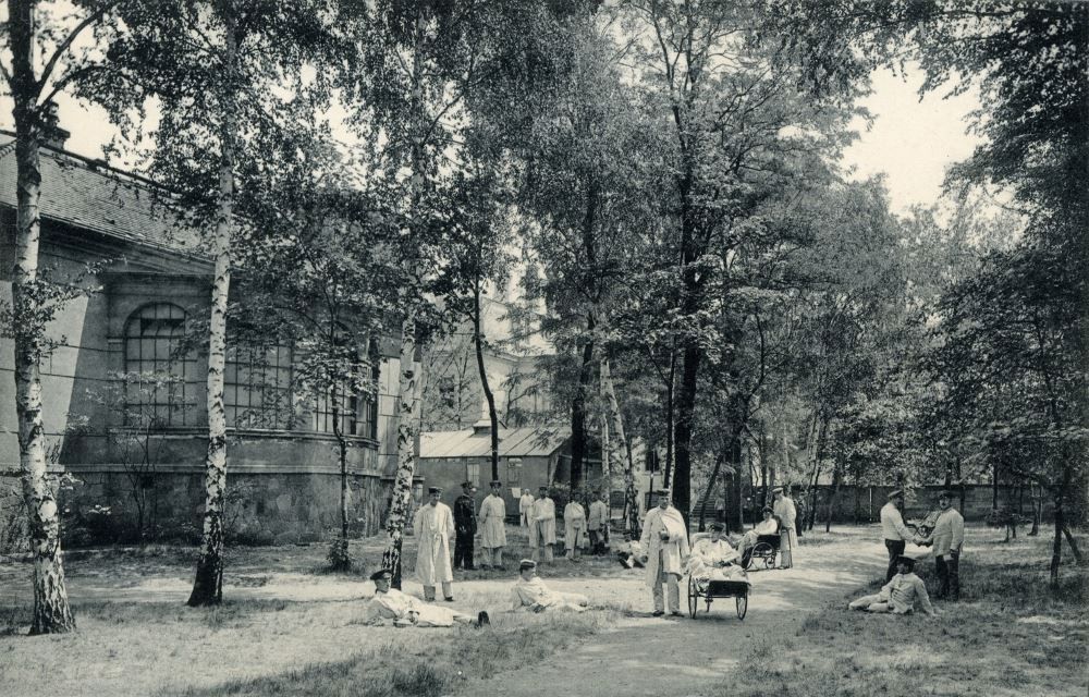 Marienallee 13