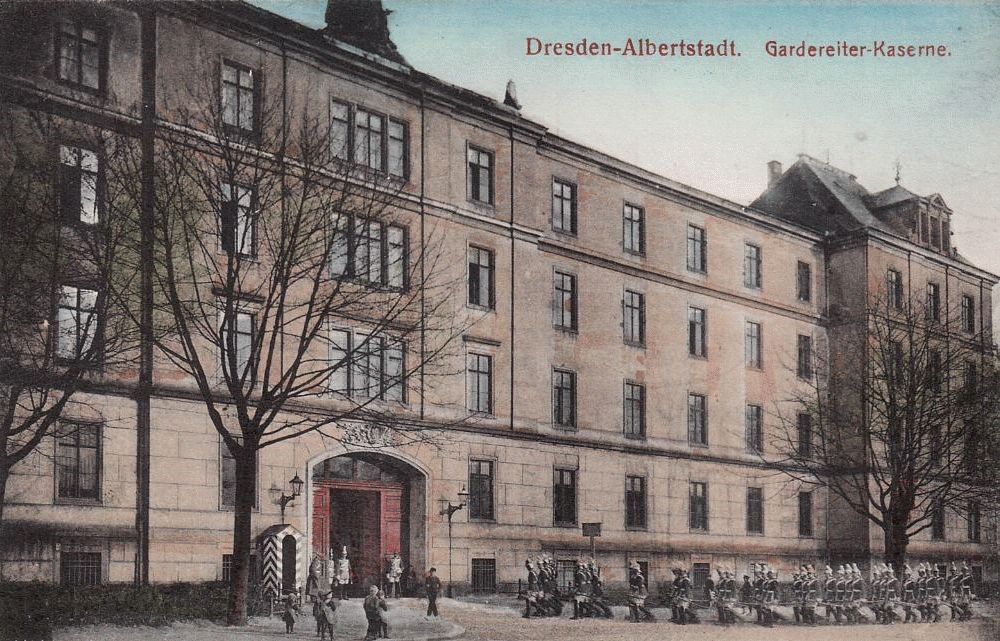 Stauffenbergallee 12