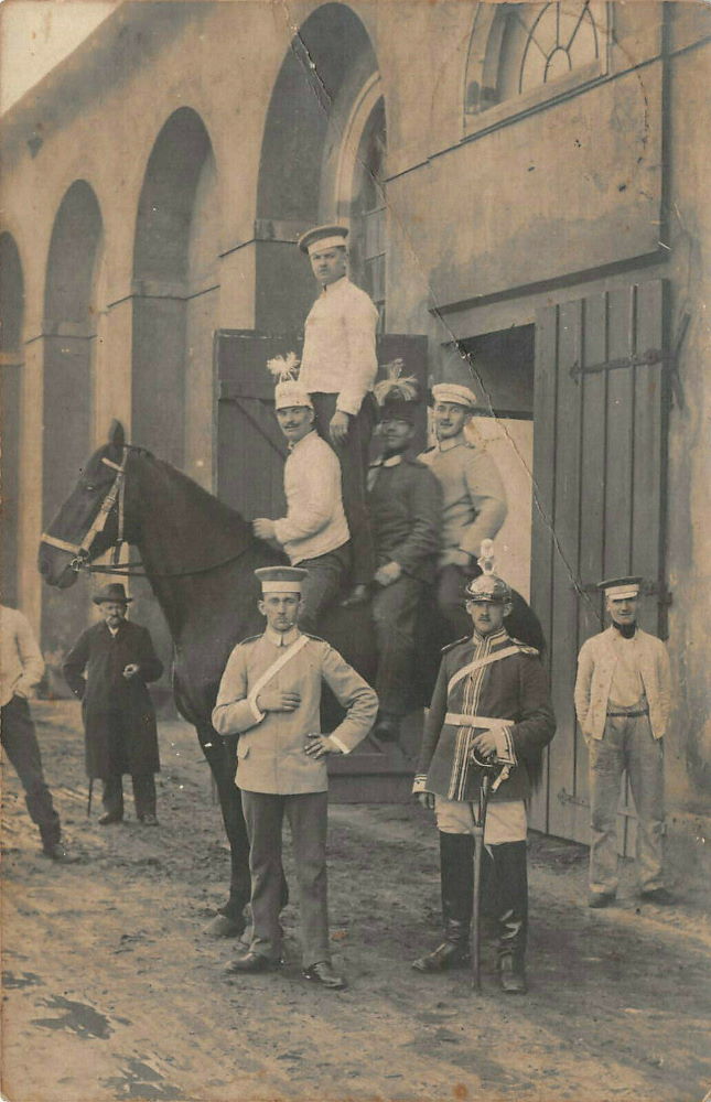 Stauffenbergallee 12
