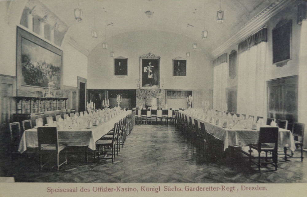 Stauffenbergallee 12