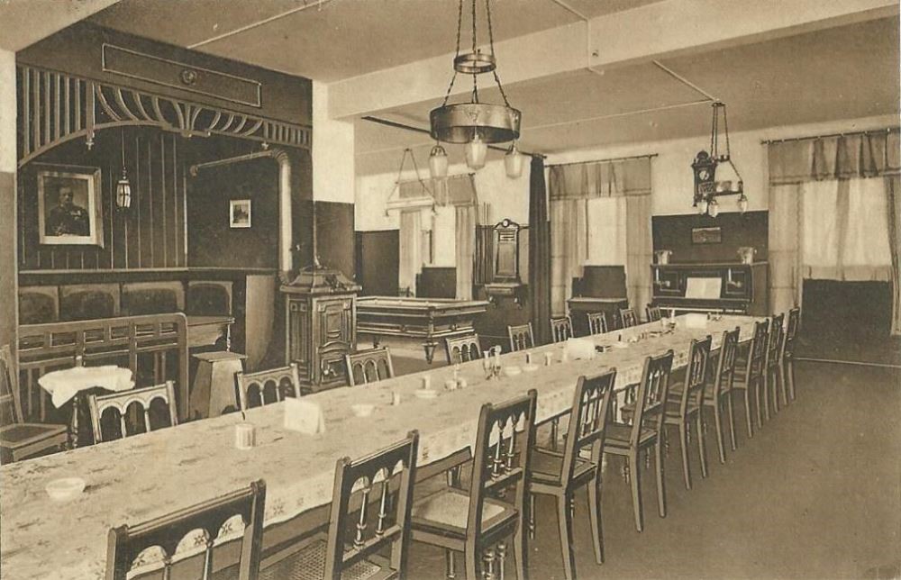 Stauffenbergallee 16