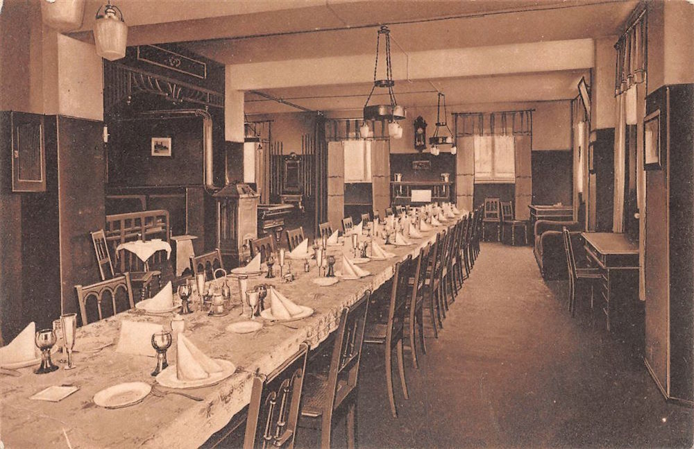 Stauffenbergallee 16