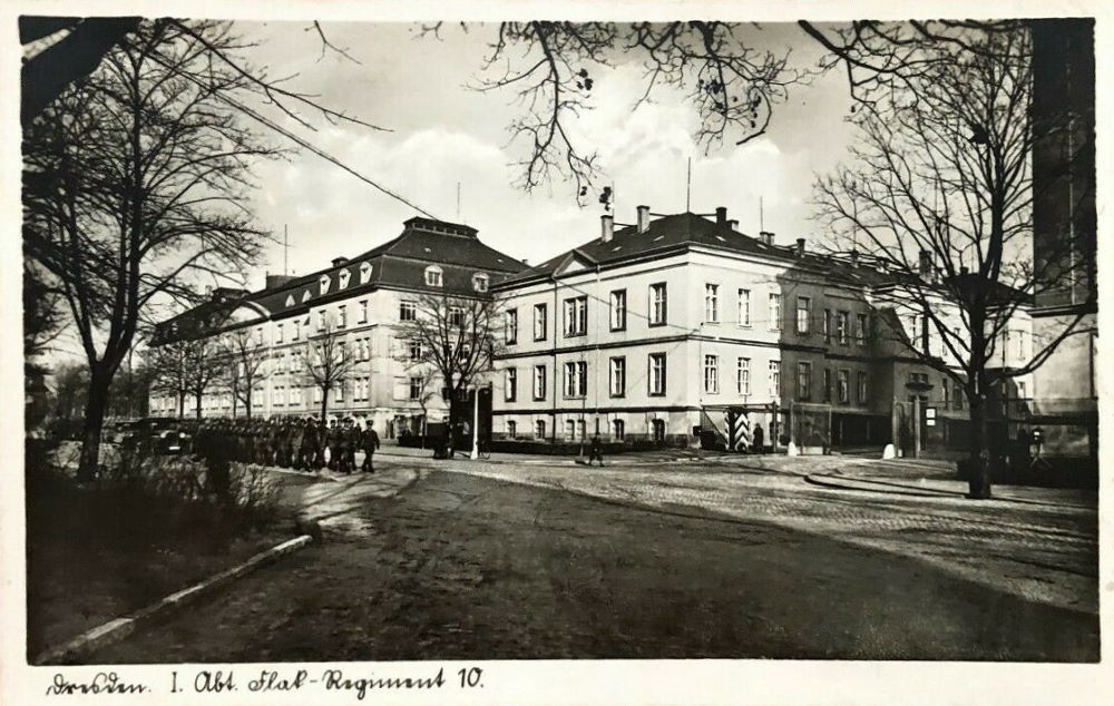 Stauffenbergallee 18