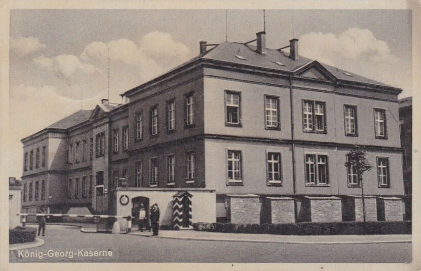 Stauffenbergallee 18