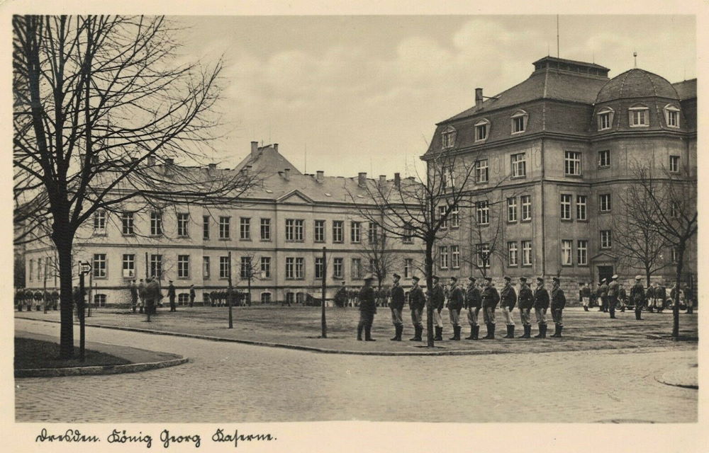 Stauffenbergallee 18