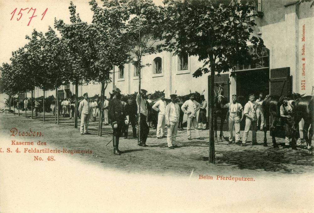 Stauffenbergallee 24
