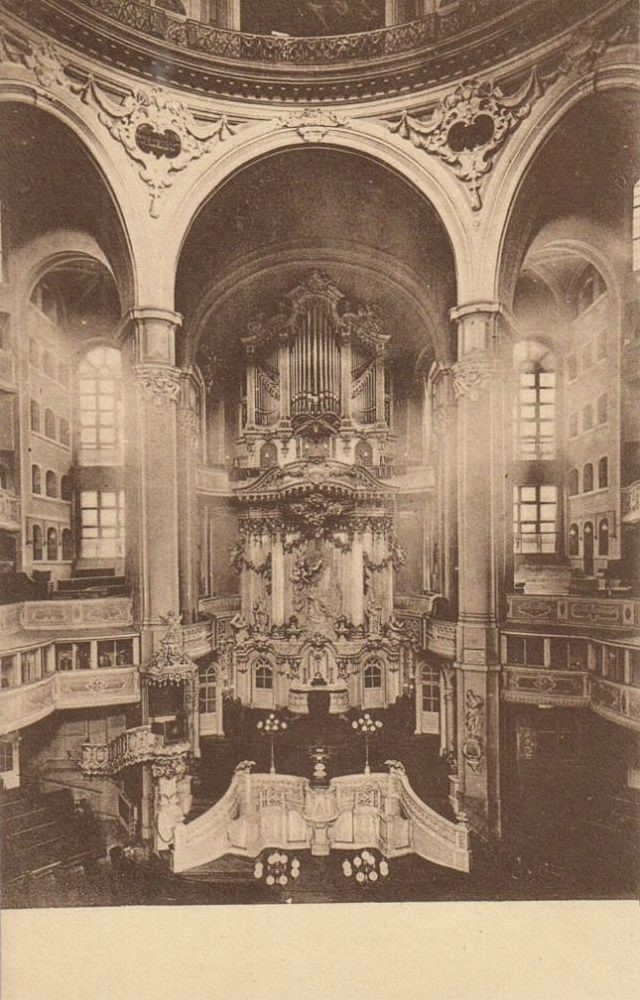 An der Frauenkirche