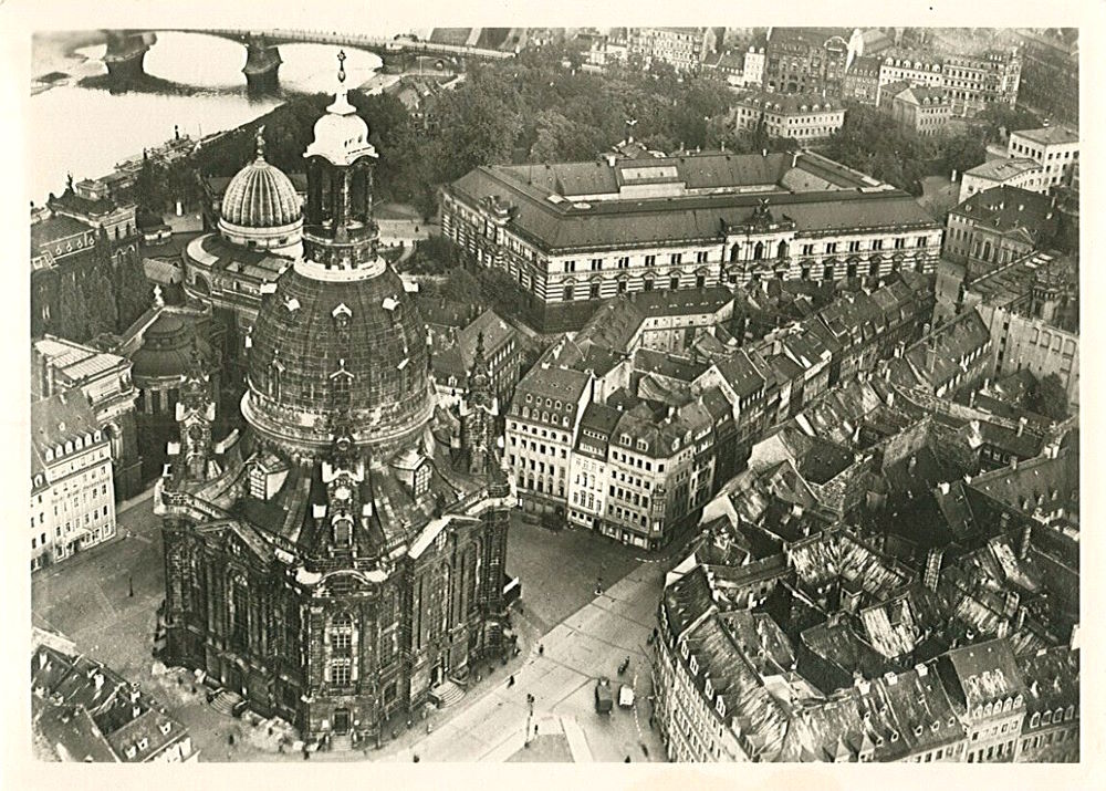 An der Frauenkirche