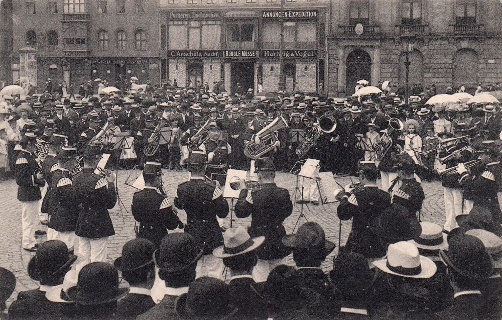 Altmarkt - Platzkonzert