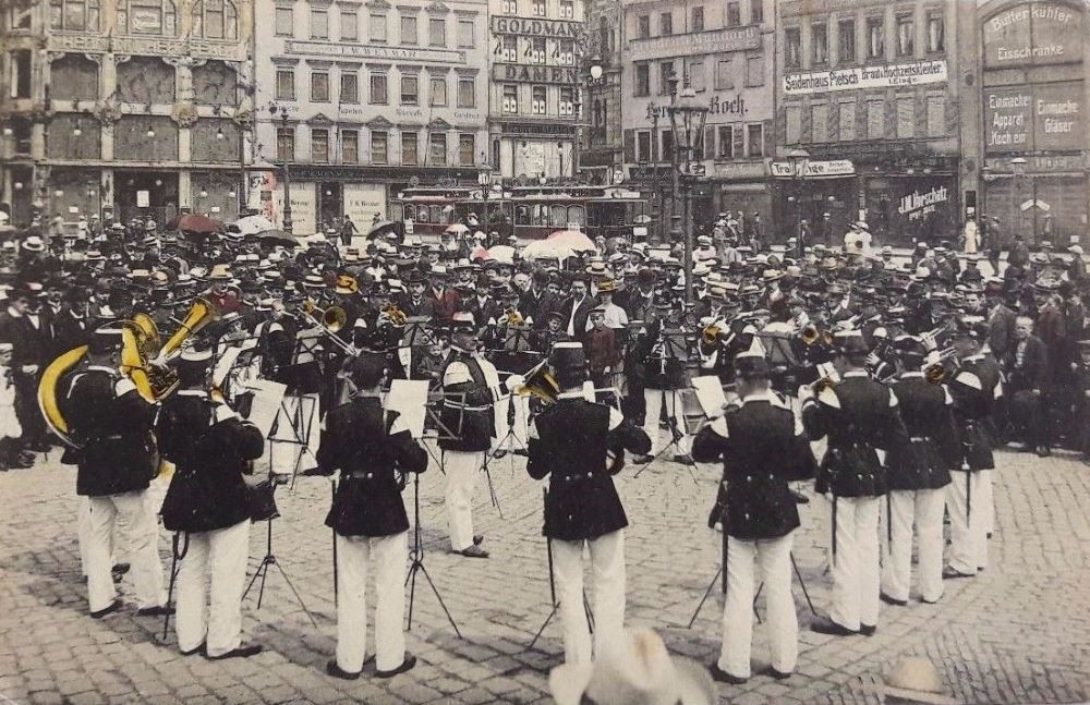 Altmarkt - Platzkonzert