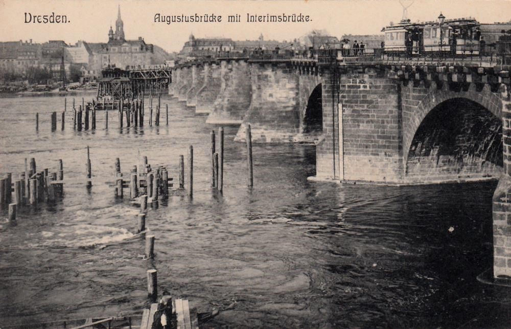 Augustusbrücke - Bau der Interimsbrücke