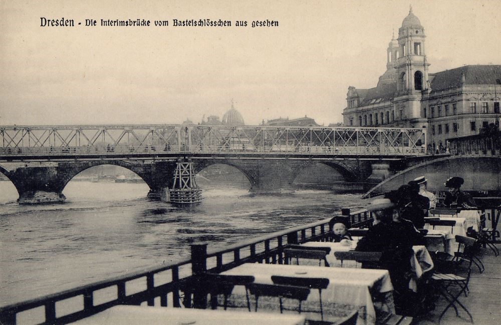 Augustusbrücke - Interimsbrücke fertig
