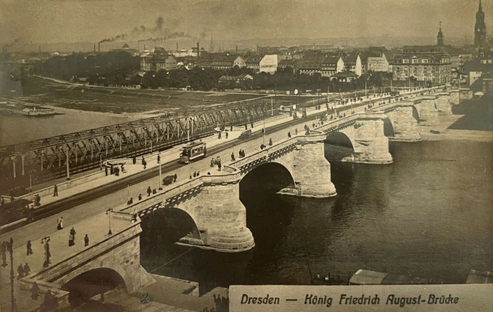 Augustusbrücke - fertig mit Abruch Interimsbrücke