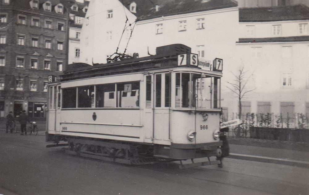 Breite Straße 21 / An der Mauer
