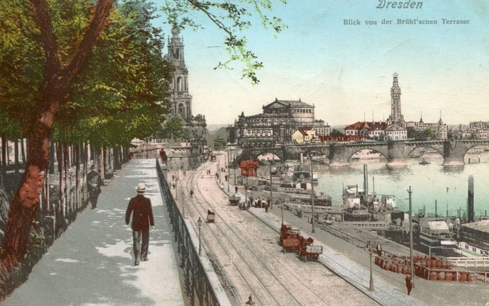 Brühlsche Terrasse