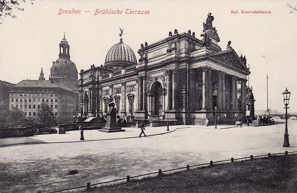 Brühlsche Terrasse 1