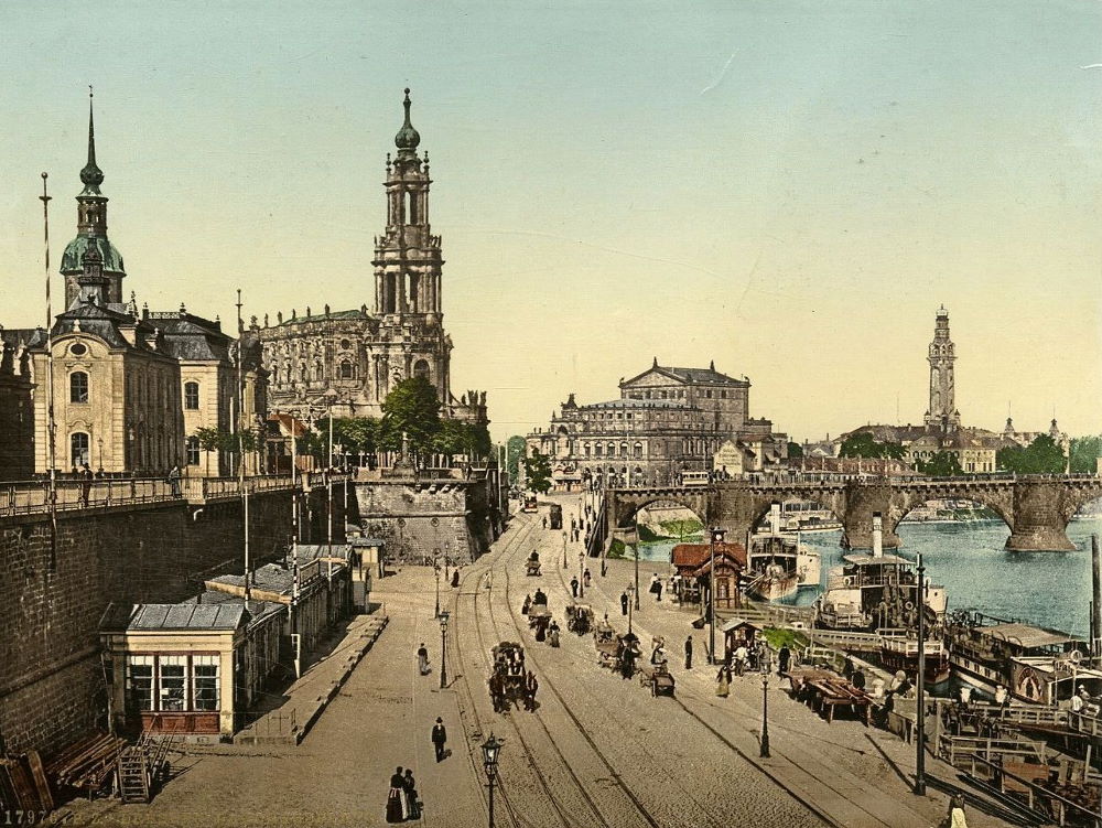 Brühlsche Terrasse
