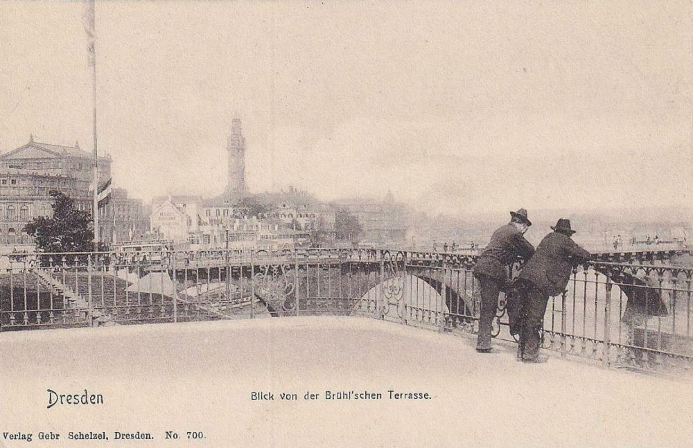 Brühlsche Terrasse
