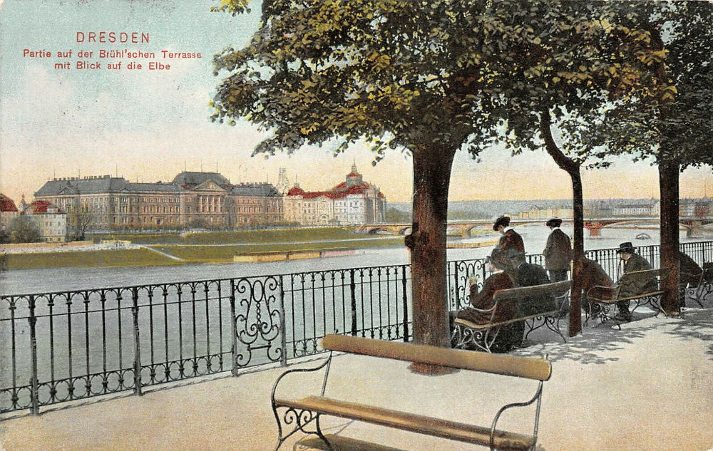 Brühlsche Terrasse