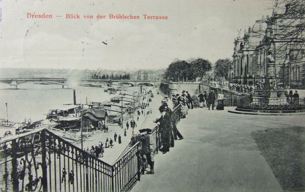 Brühlsche Terrasse
