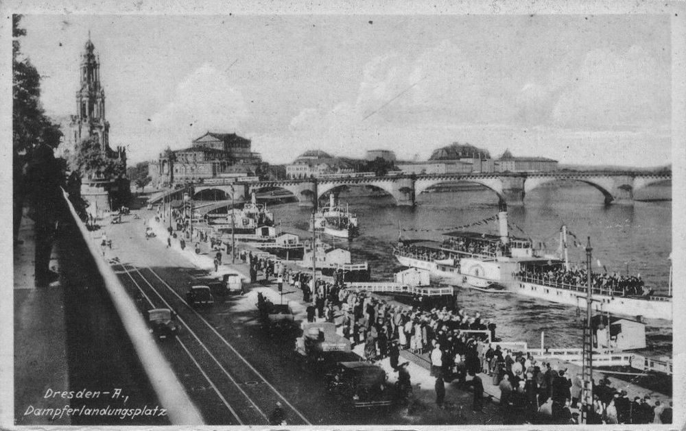Brühlsche Terrasse