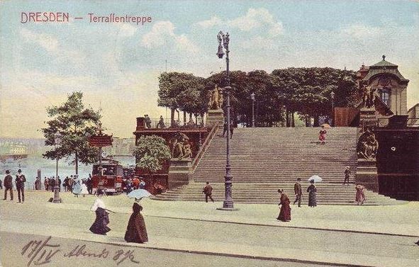 Brühlsche Terrasse