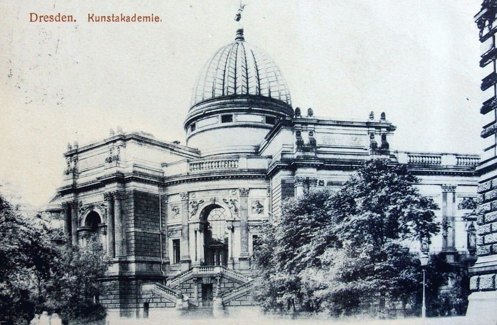 Brühlsche Terrasse 1