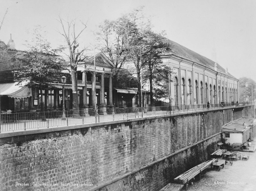 Brühlsche Terrasse