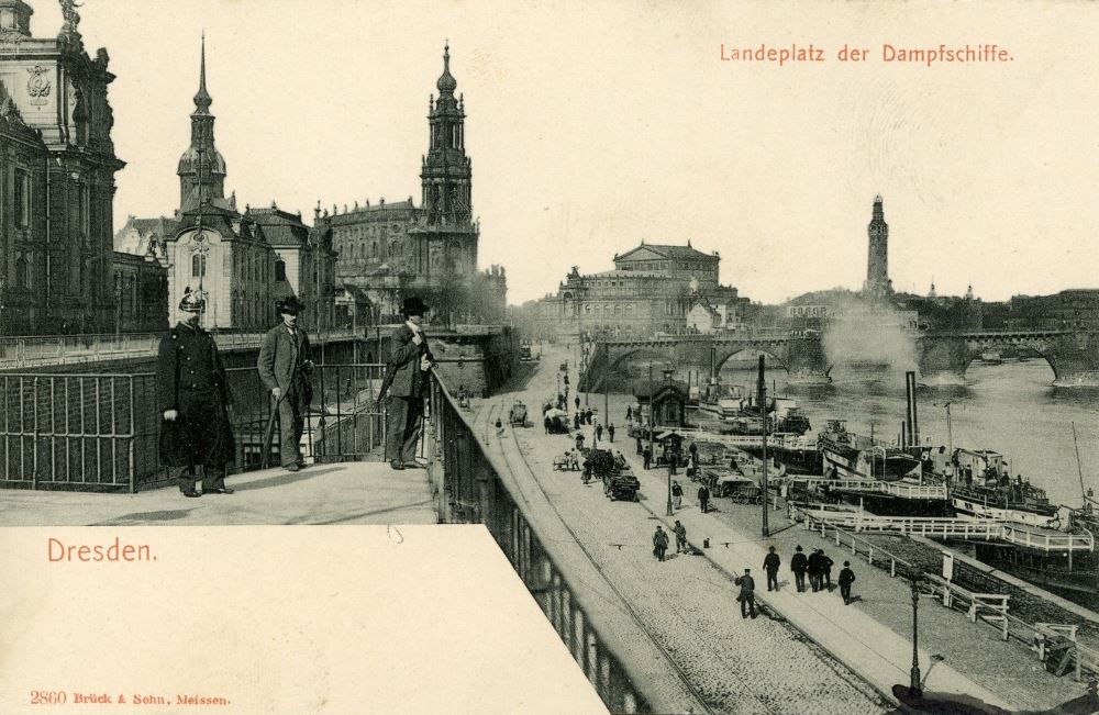 Brühlsche Terrasse