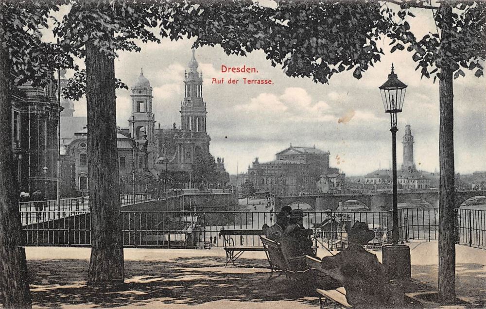 Brühlsche Terrasse