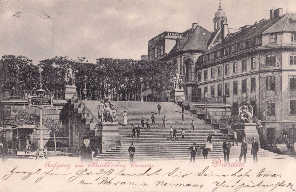 Brühlsche Terrasse