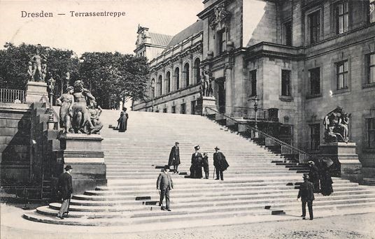 Brühlsche Terrasse