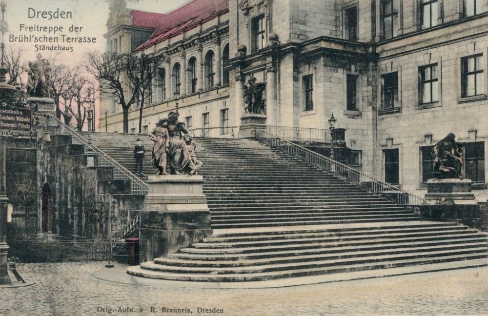 Brühlsche Terrasse