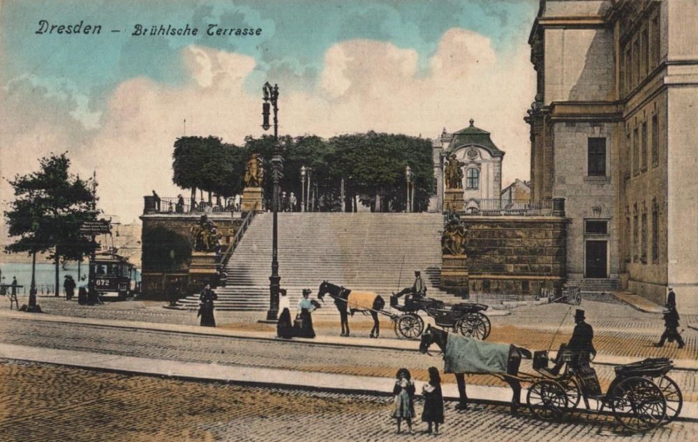 Brühlsche Terrasse