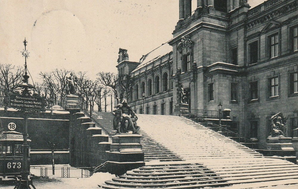 Brühlsche Terrasse
