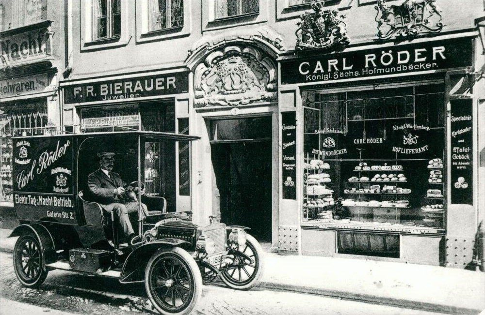 Galeriestraße 2 (-1852 Große Frauengasse 11, 1852-1890 Galeriestraße 11)