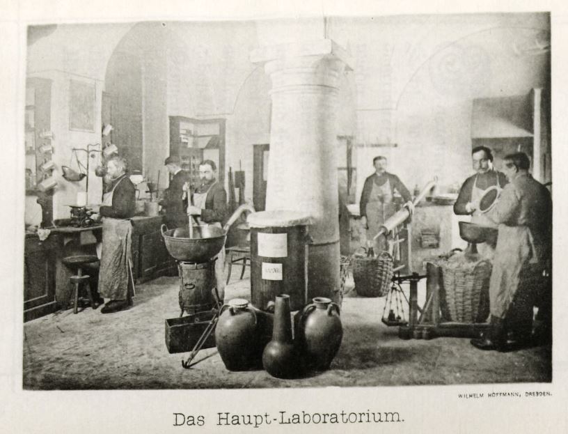 Kanzleigäßchen 1