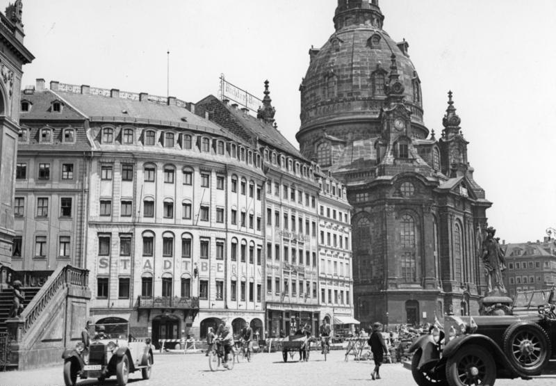Neumarkt 1