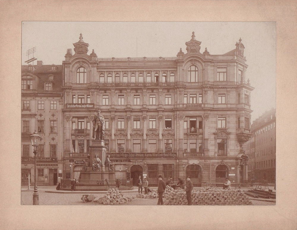 Neumarkt 9 / Moritzstraße 1