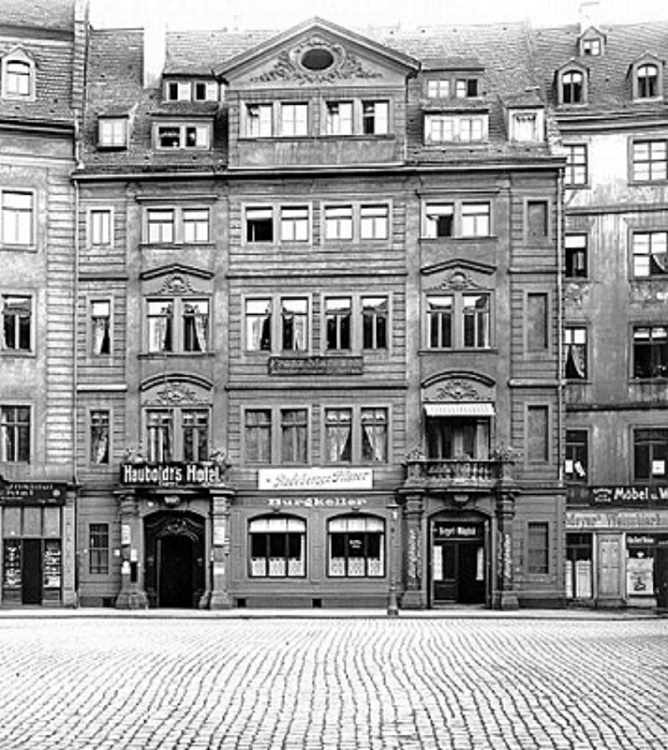 Neumarkt 15 (Jüdenhof 1)