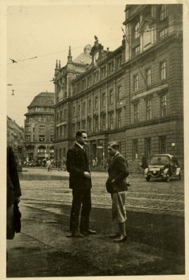 Postplatz 1