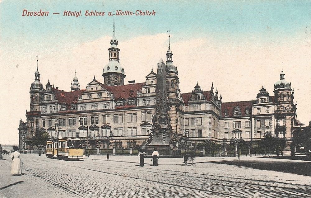 Residenzschloss - Außenansichten 1