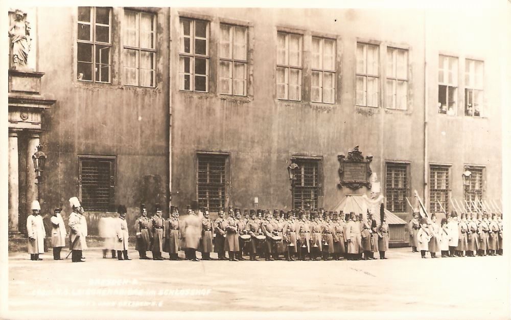 Residenzschloss -Großer Schlosshof