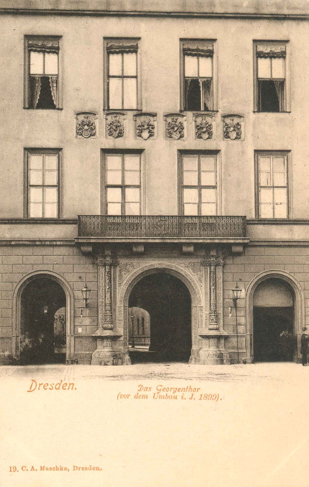 Residenzschloss - altes Georgentor