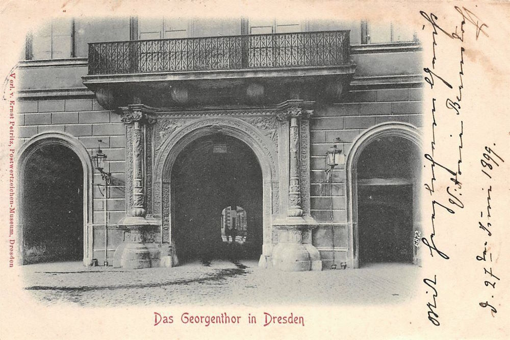 Residenzschloss - altes Georgentor
