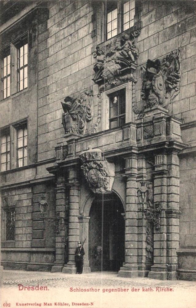 Residenzschloss - Grünes Tor
