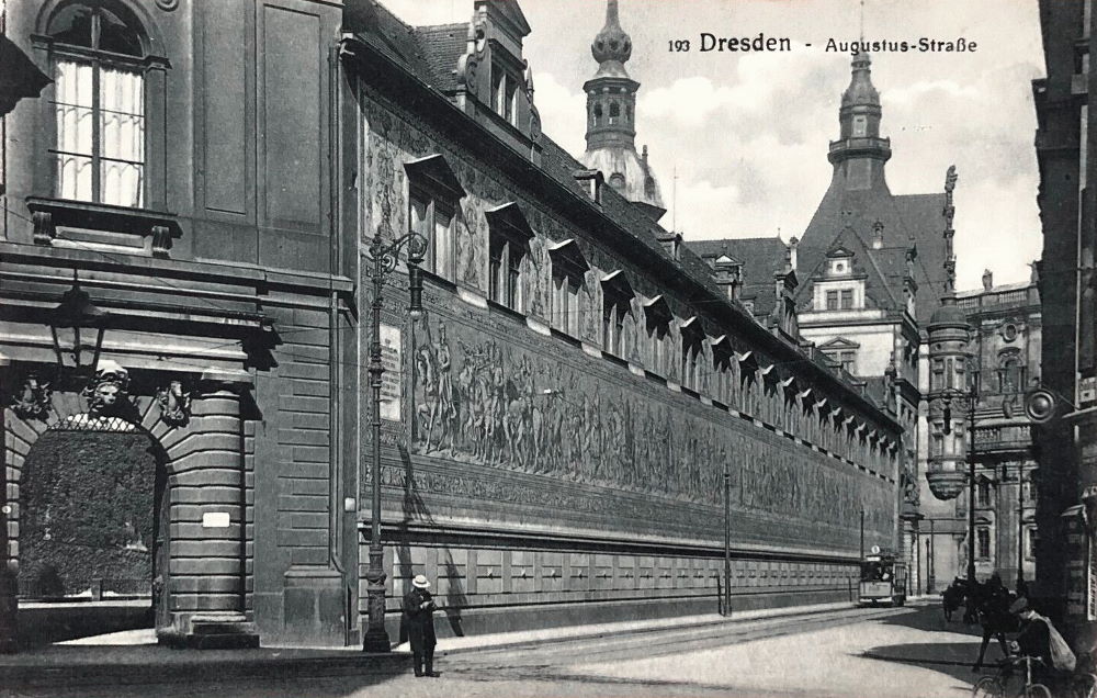 Residenzschloss - Fürstenzug