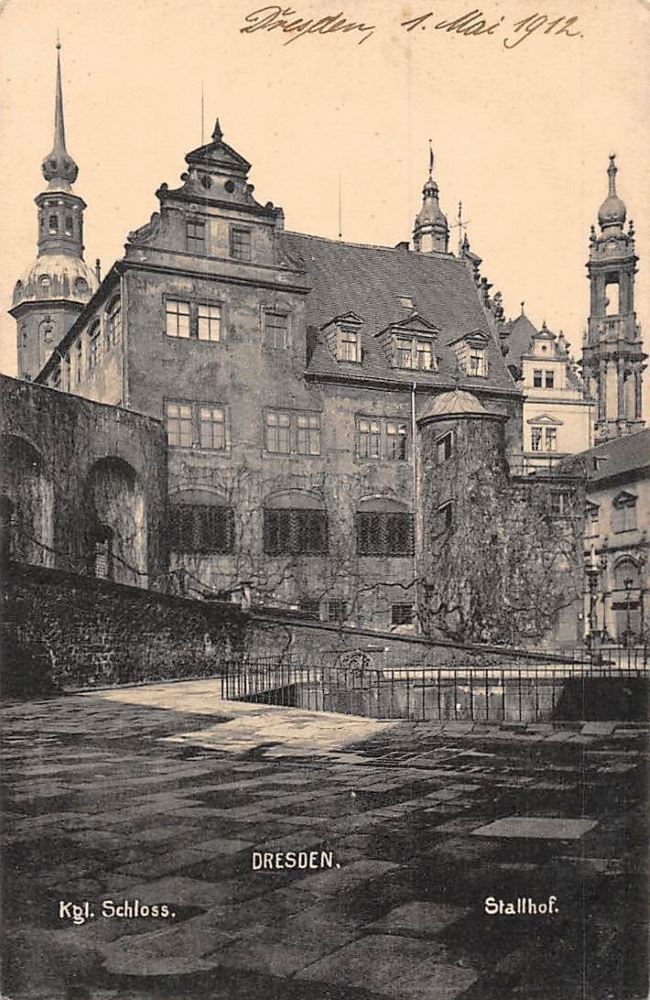 Residenzschloss - Pferdeschwemme