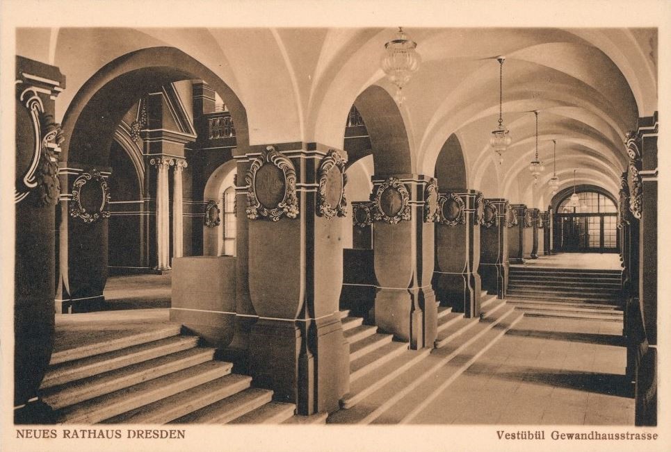 Dr.-Külz-Ring 19