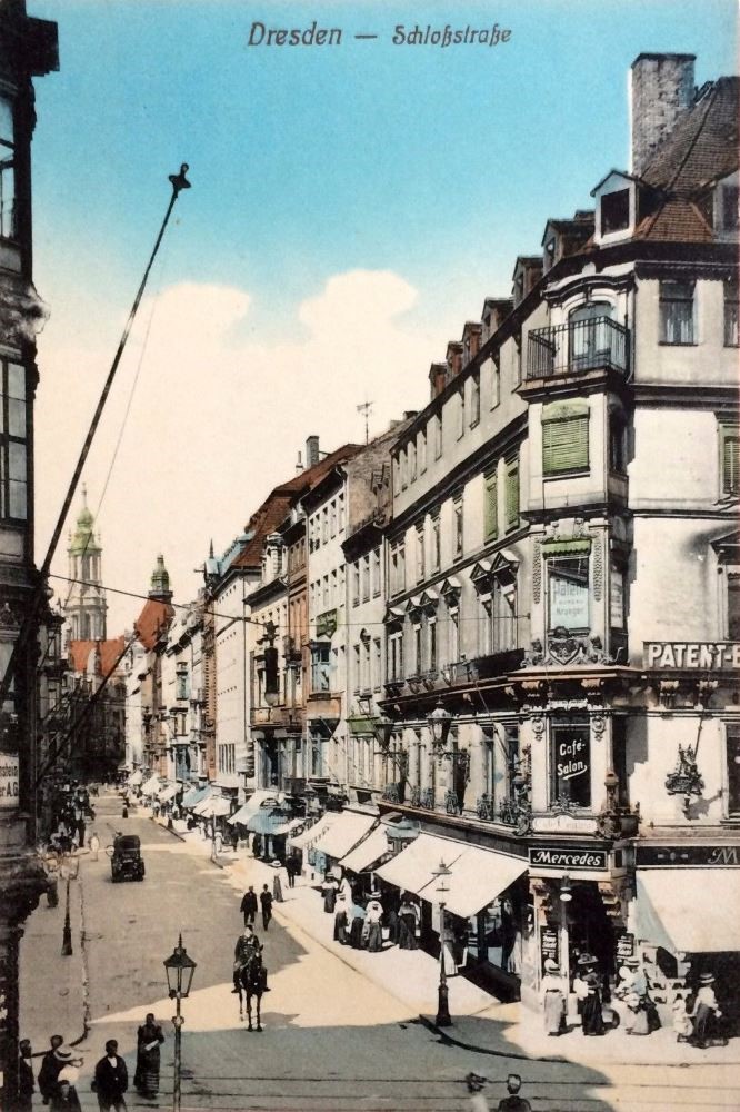 Schloßstraße 2 (-1887 Schloßstraße 33) / Altmarkt